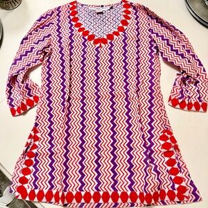 XS Gretchen Scott coverup/tunic
- fits girl 10/12